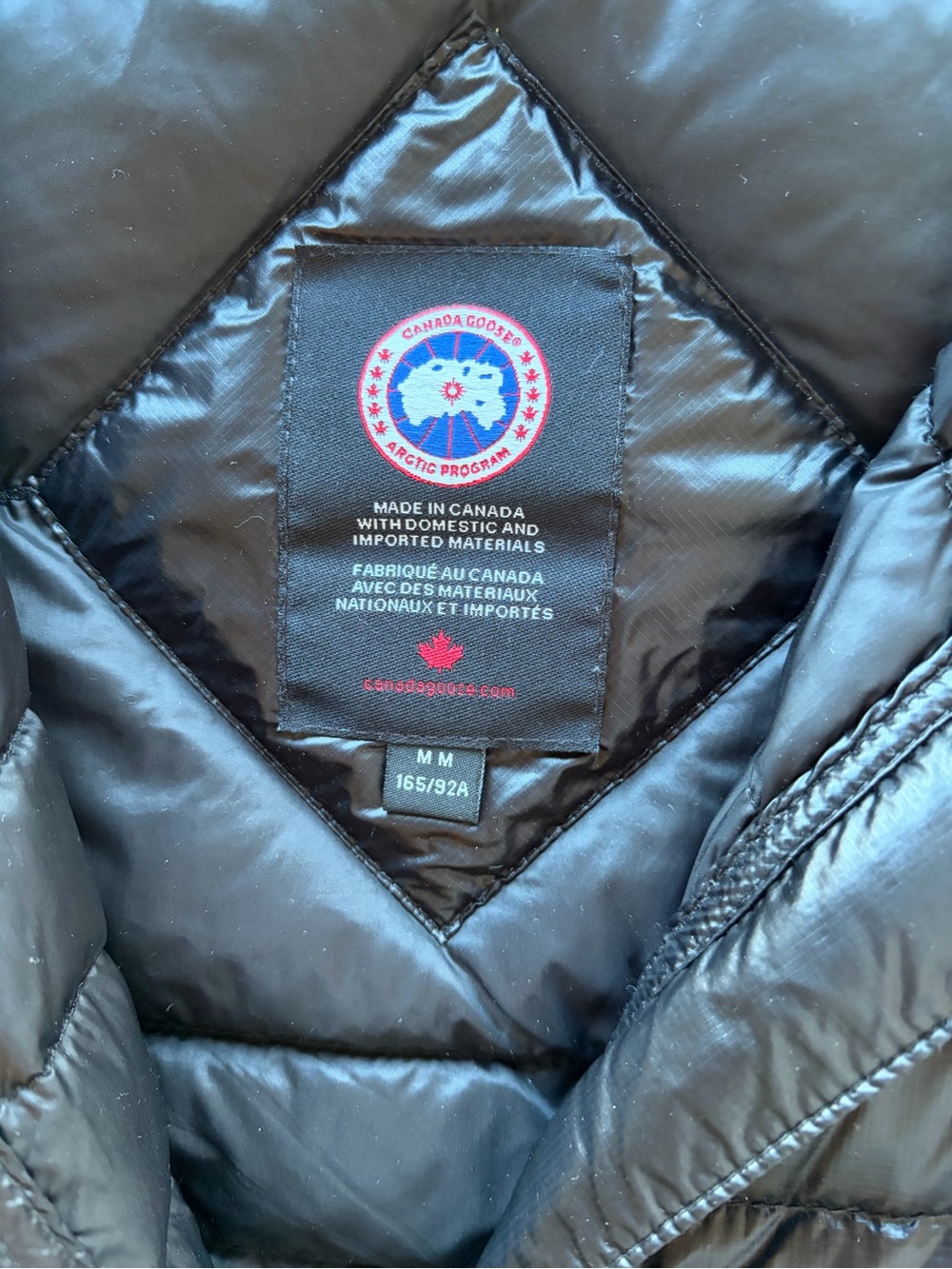 Canada Goose Black Quilted Down Jacket 

HyBridge Lite premium - Picture 3 of 3